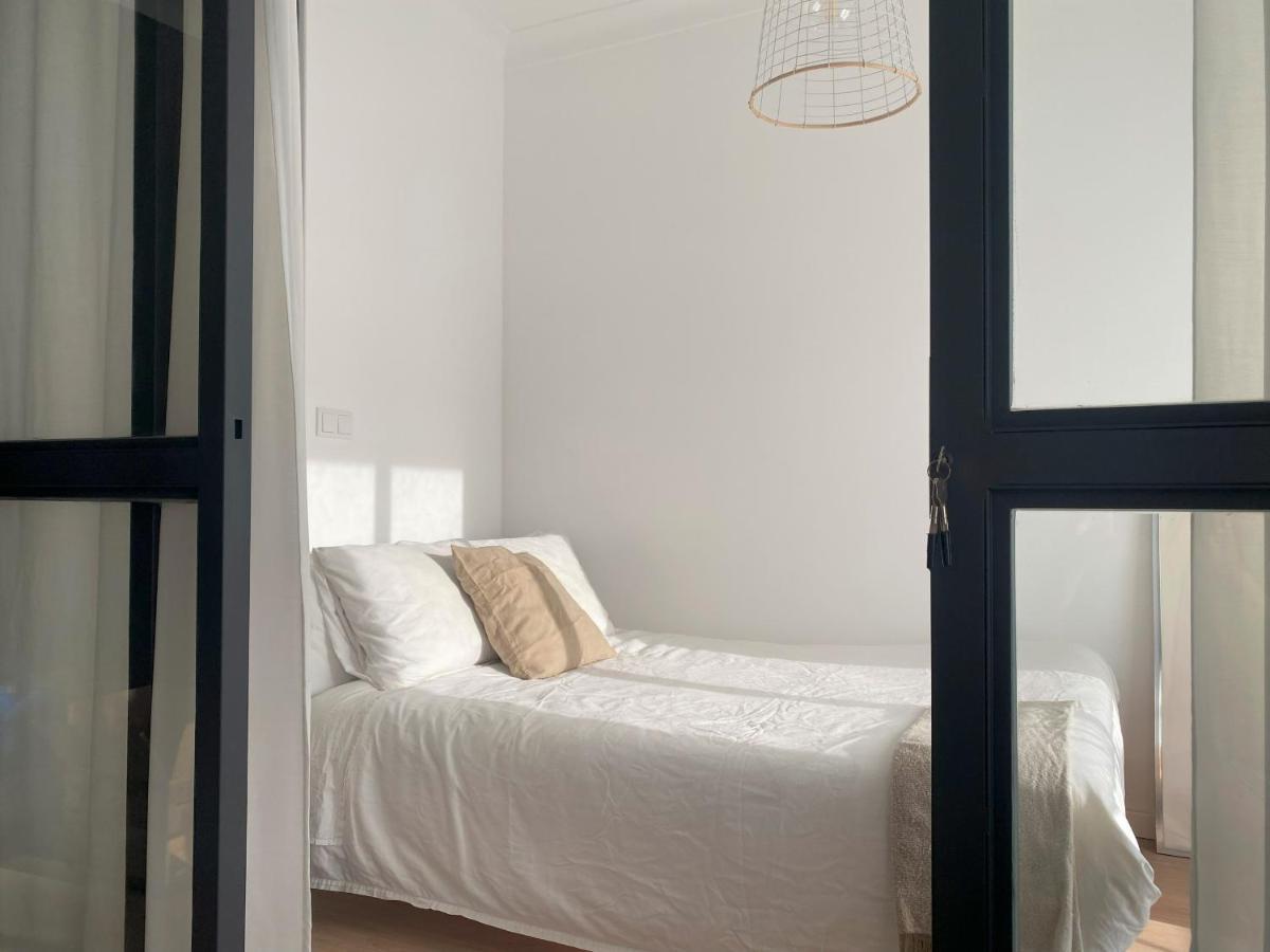 Lisbon, Renovated T2 Apartment Portas De Benfica Amadora Luaran gambar