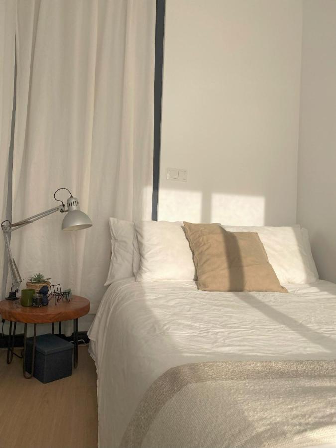 Lisbon, Renovated T2 Apartment Portas De Benfica Amadora Luaran gambar