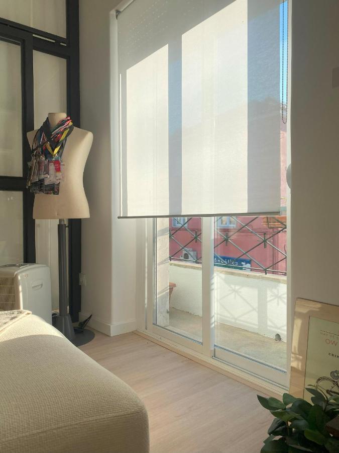 Lisbon, Renovated T2 Apartment Portas De Benfica Amadora Luaran gambar