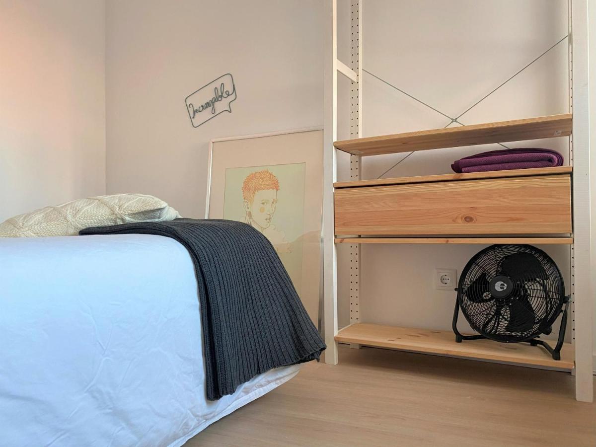 Lisbon, Renovated T2 Apartment Portas De Benfica Amadora Luaran gambar
