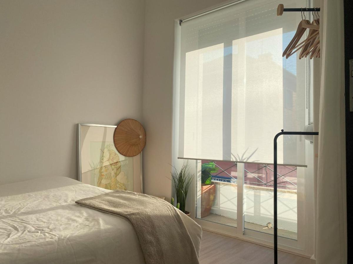 Lisbon, Renovated T2 Apartment Portas De Benfica Amadora Luaran gambar
